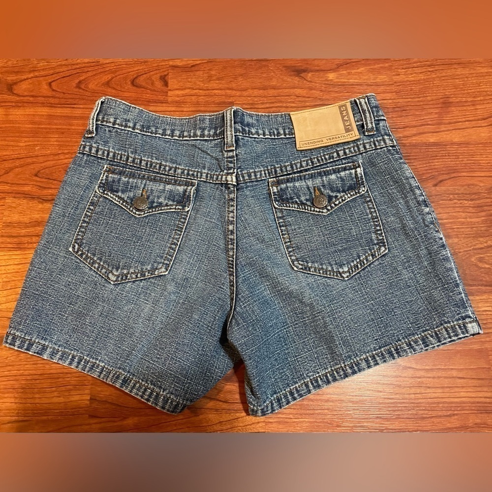 Women's Denim Short - Picture 2 of 8